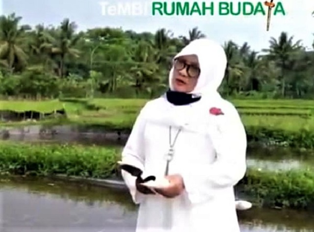 Poetry Reading From Home Sastra Bulan Purnama Di Tepi Kolam Ikan