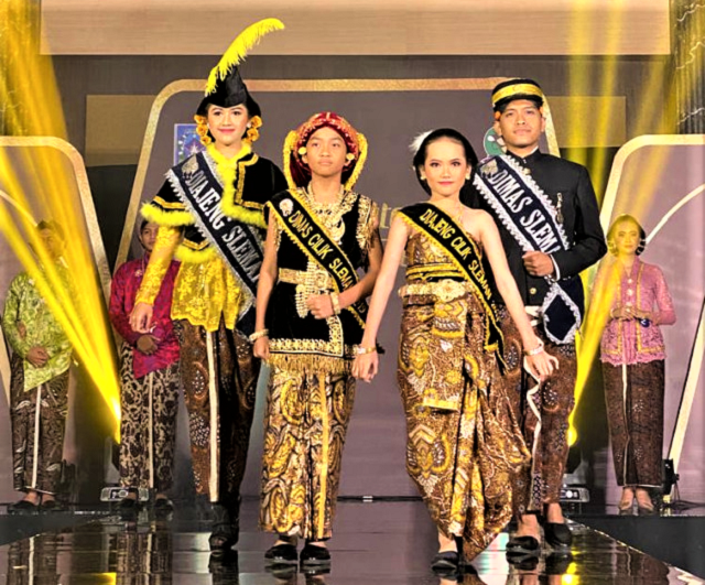 Muhammad Ibnu Azzulfa dan Katarina Almanda Ajeng Terpilih Sebagai Dimas Diajeng Sleman 2021