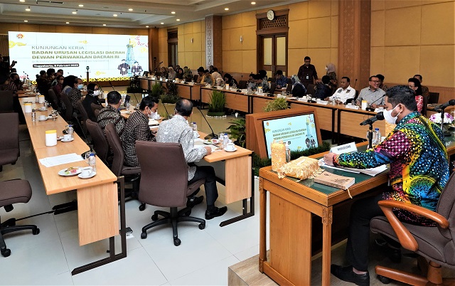 Pemda DIY Segera Miliki Perda Pajak Daerah Dan Retribusi Daerah
