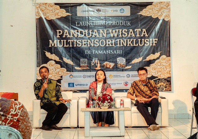 DESIDERIA CEMPAKA WIJAYA M, Dosen FISIP UAJY Kembangkan Panduan Wisata Multisensori Inklusif TAMANSARI