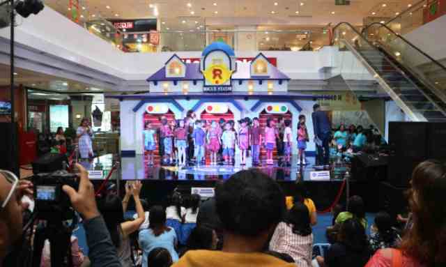 Robocar Poli Meriahkan Liburan Keluarga di Malioboro Mall