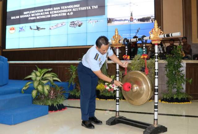 AAU Gelar Seminar Nasional Sains, Teknologi dan Inovasi Indonesia 2019