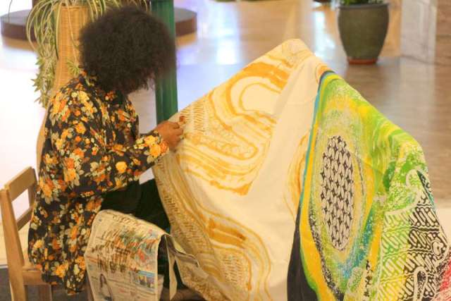 Malioboro Mall Yogyakarta Hadirkan Java Batik Festival