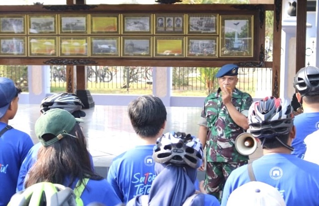 Kamuspusdirla Merespon Kunjungan Rombongan Jelajah Sepeda Wisata Bersejarah Ke Monjuang TNI AU Ngoto