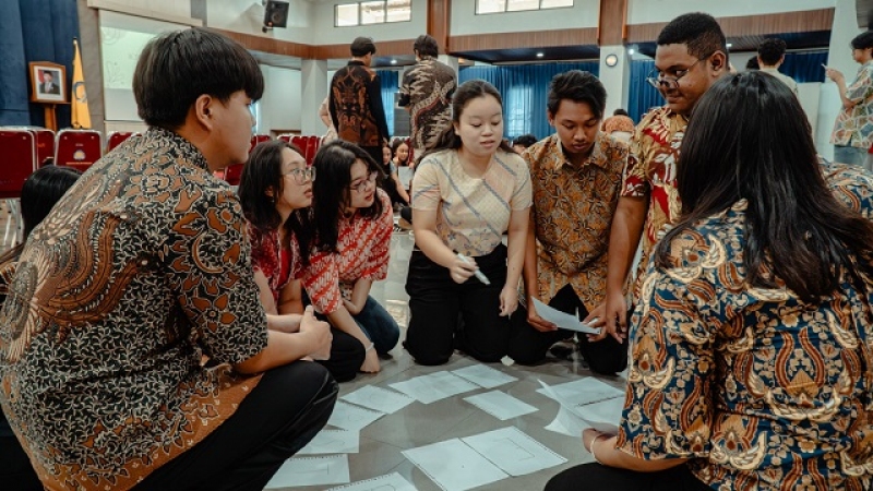 Mahasiswa Internasional Presentasikan Hasil Pembelajaran Pada Penutupan  SUMMER PROGRAM UAJY