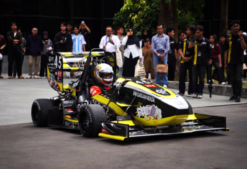 Satu-Satunya Wakil Indonesia, Mahasiswa UGM Bawa MOBIL HYBRID FORMULA STUDENT Ikuti FORMULA SAE ITALY 2026