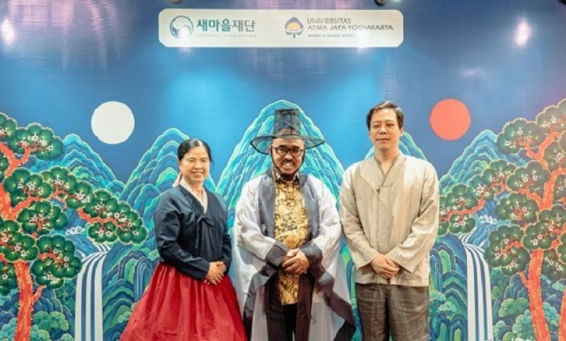 Universitas Atma Jaya Yogyakarta Resmikan Korea Corner Perluas Akses Pembelajaran Budaya Korea